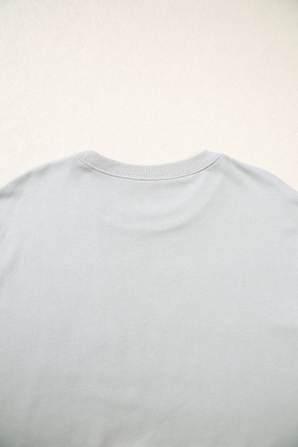 Sudadera Western Café con Parches Bordados | Detallia