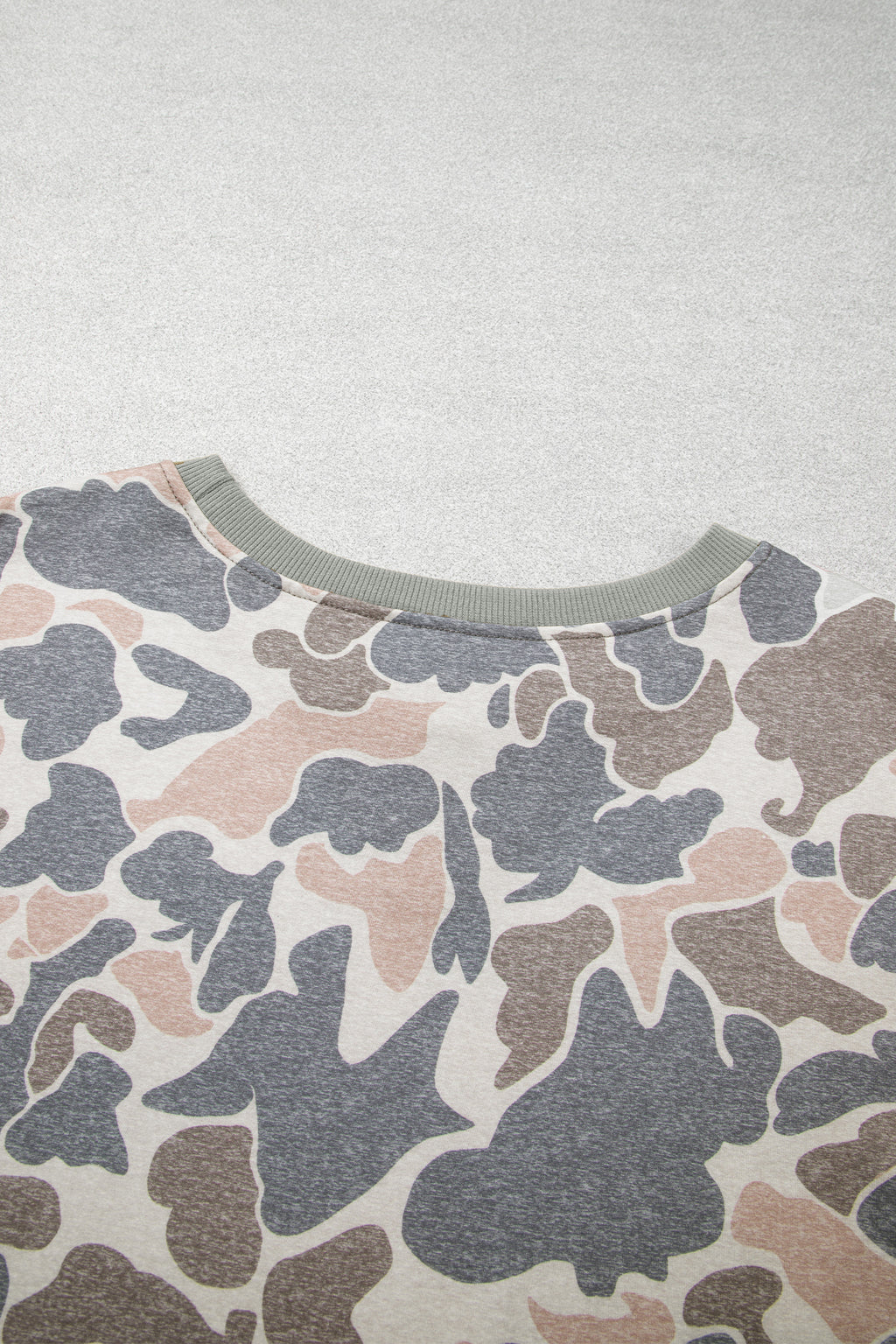 Sudadera Curvy Camuflaje Multicolor | Detallia