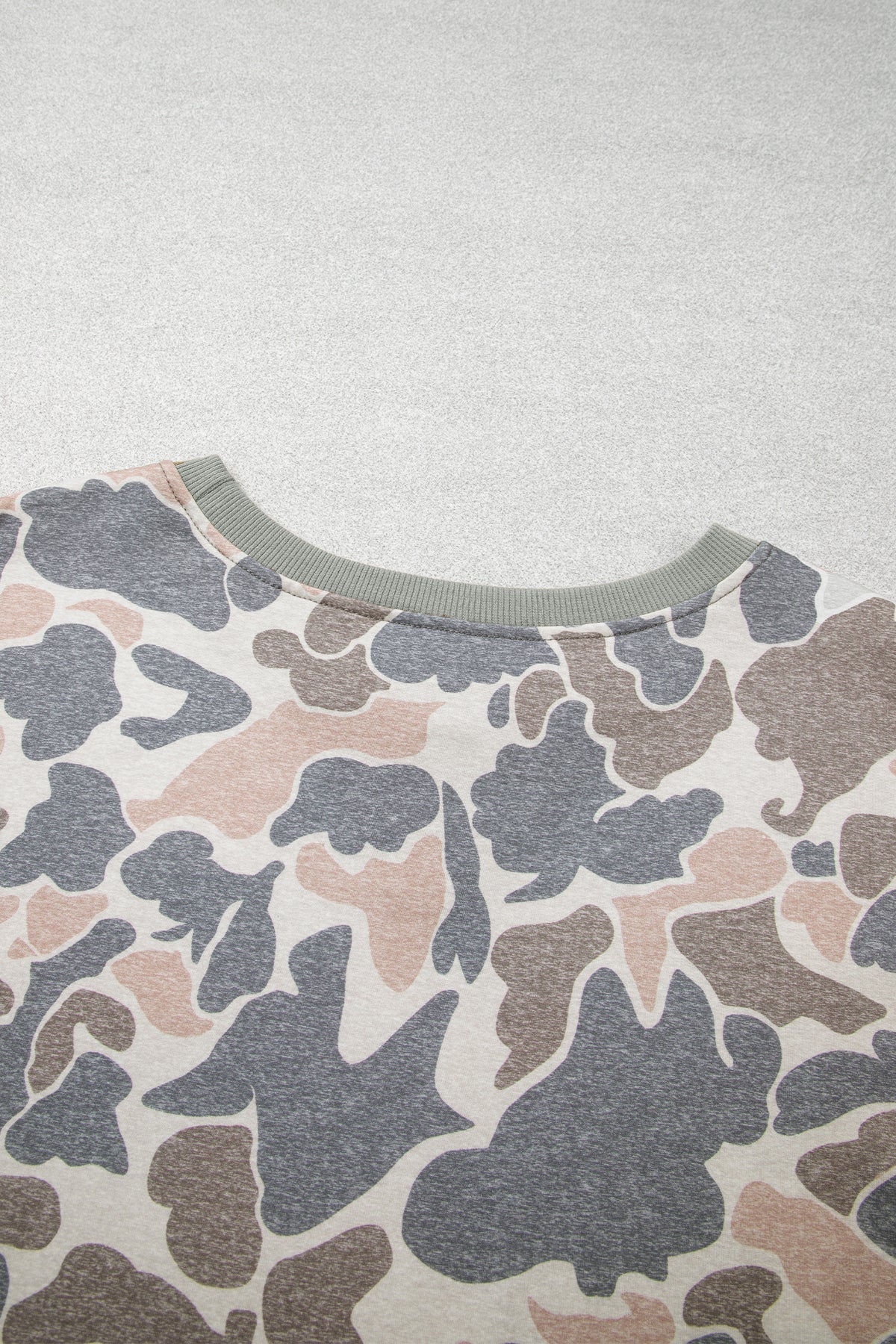 Sudadera Curvy Camuflaje Multicolor | Detallia